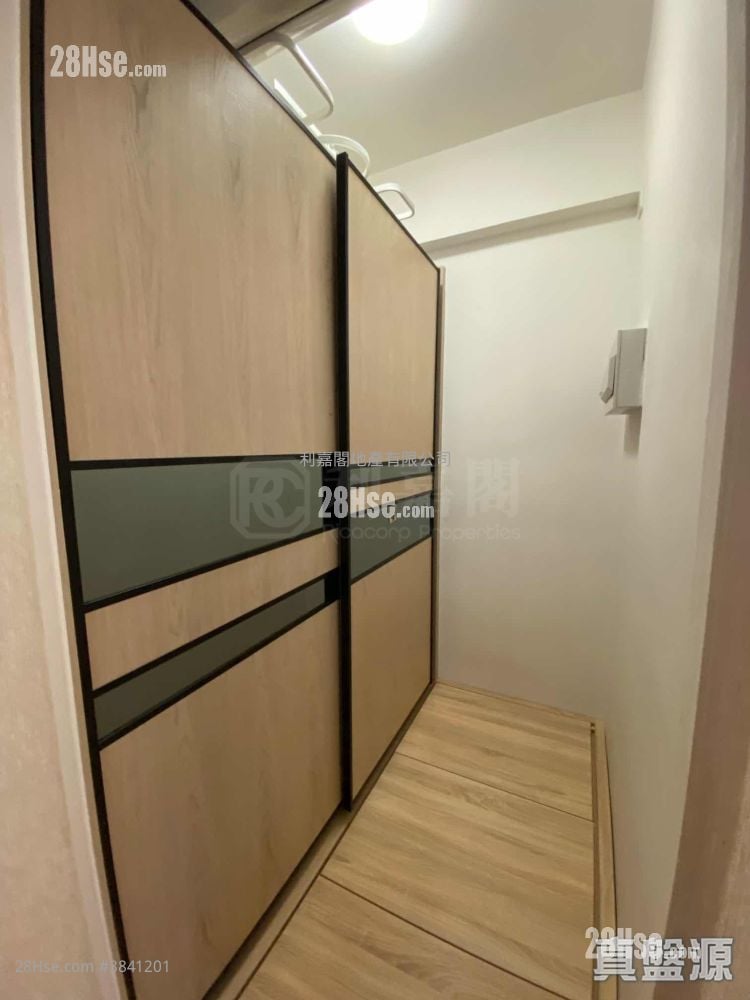 One Kai Tak(Ii) Rental 3 Bedrooms , 2 Bathrooms 799 ft²