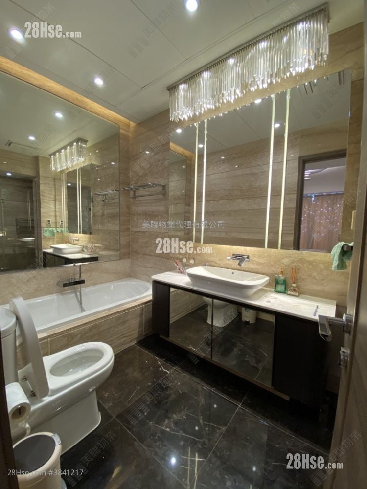 La Mansion Rental 4 Bedrooms , 3 Bathrooms 1,589 ft²