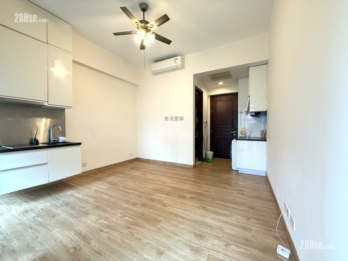 The Hermitage Rental Studio , 1 Bathroom 300 ft²