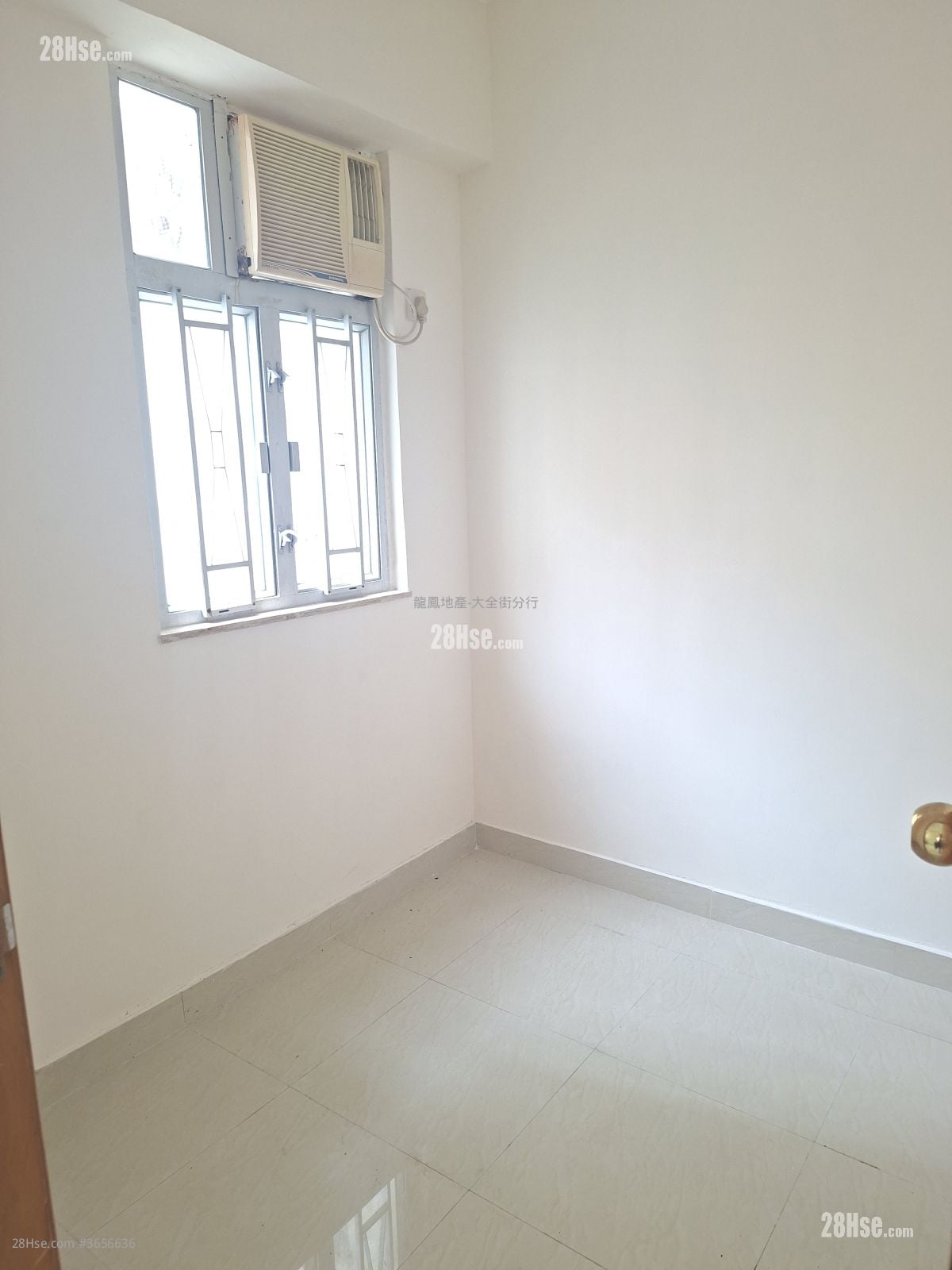 Chung Sing Buliding Rental 3 Bedrooms , 1 Bathroom 381 ft²