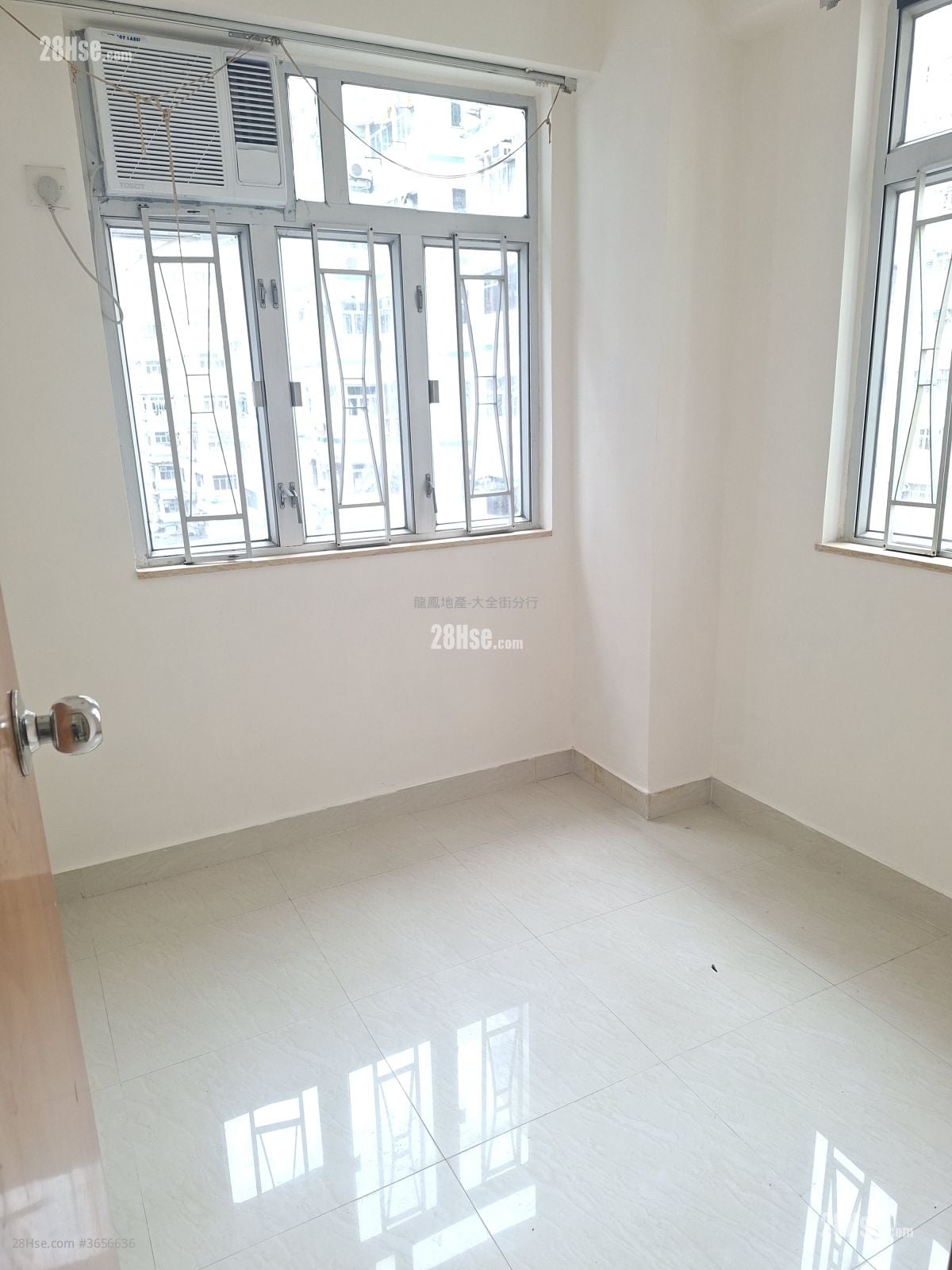 Chung Sing Buliding Rental 3 Bedrooms , 1 Bathroom 381 ft²