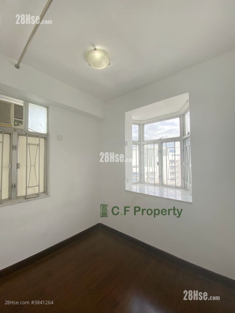 Kwai Fong Terrace Rental 2 Bedrooms , 1 Bathroom 415 ft²