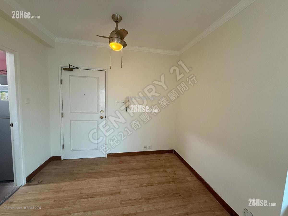 Flora Plaza Sell 2 Bedrooms , 1 Bathroom 392 ft²