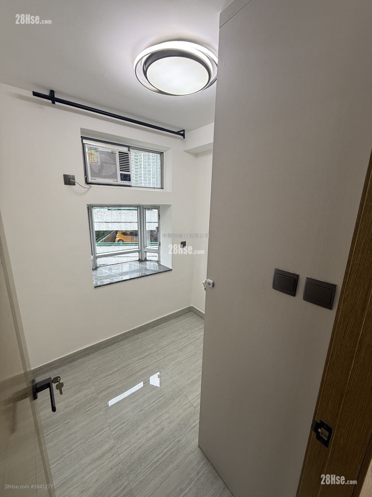 May Shing Court Rental 2 Bedrooms , 1 Bathroom 394 ft²