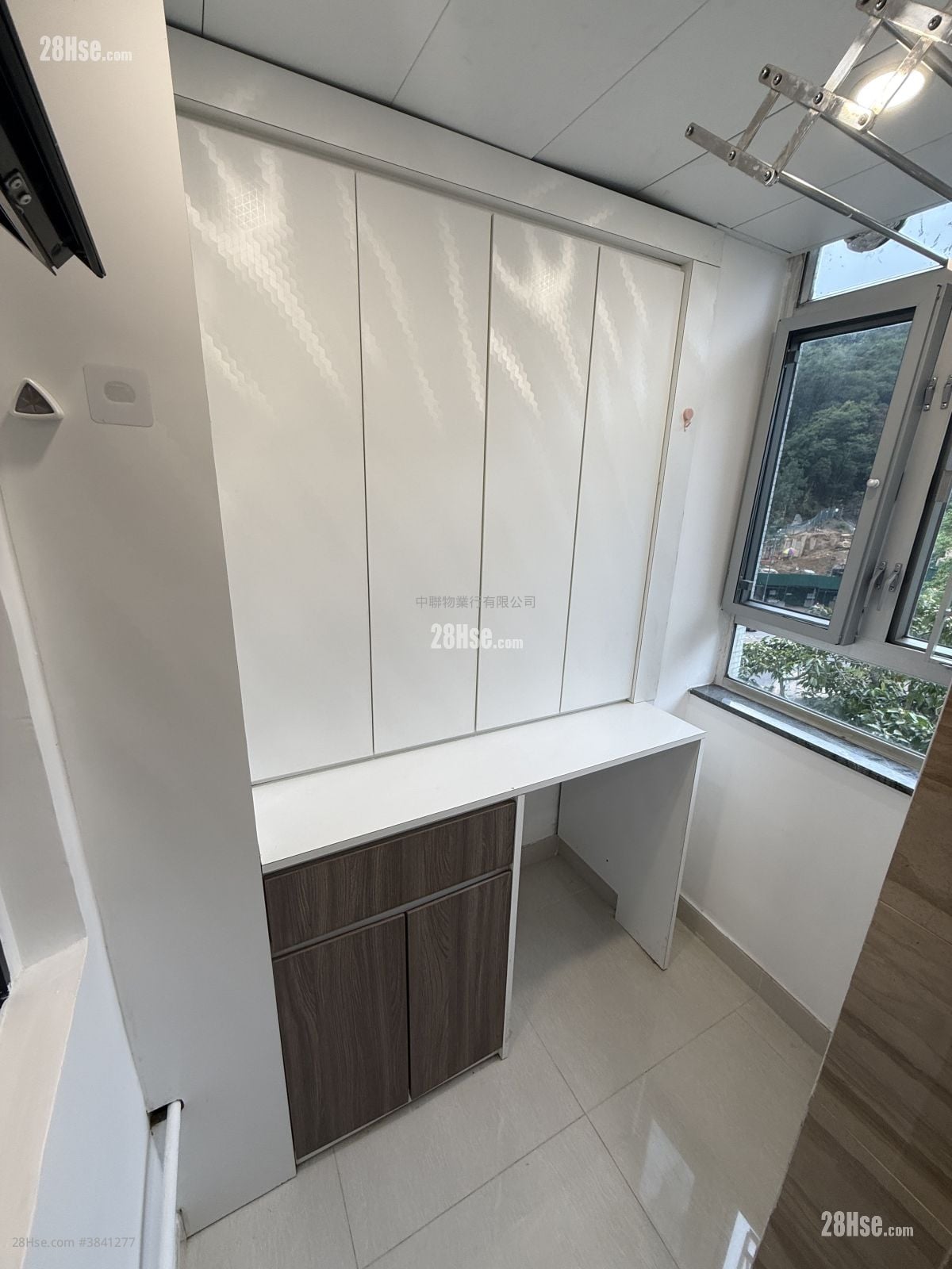 May Shing Court Rental 2 Bedrooms , 1 Bathroom 394 ft²