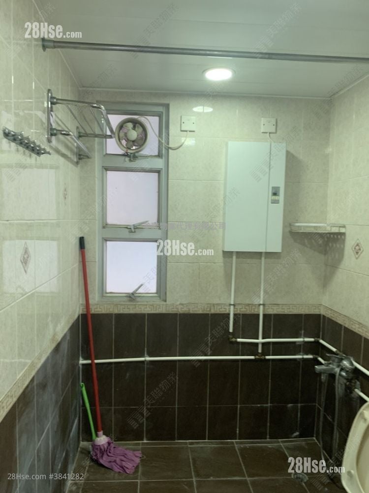 Flora Plaza Sell 2 Bedrooms 413 ft²