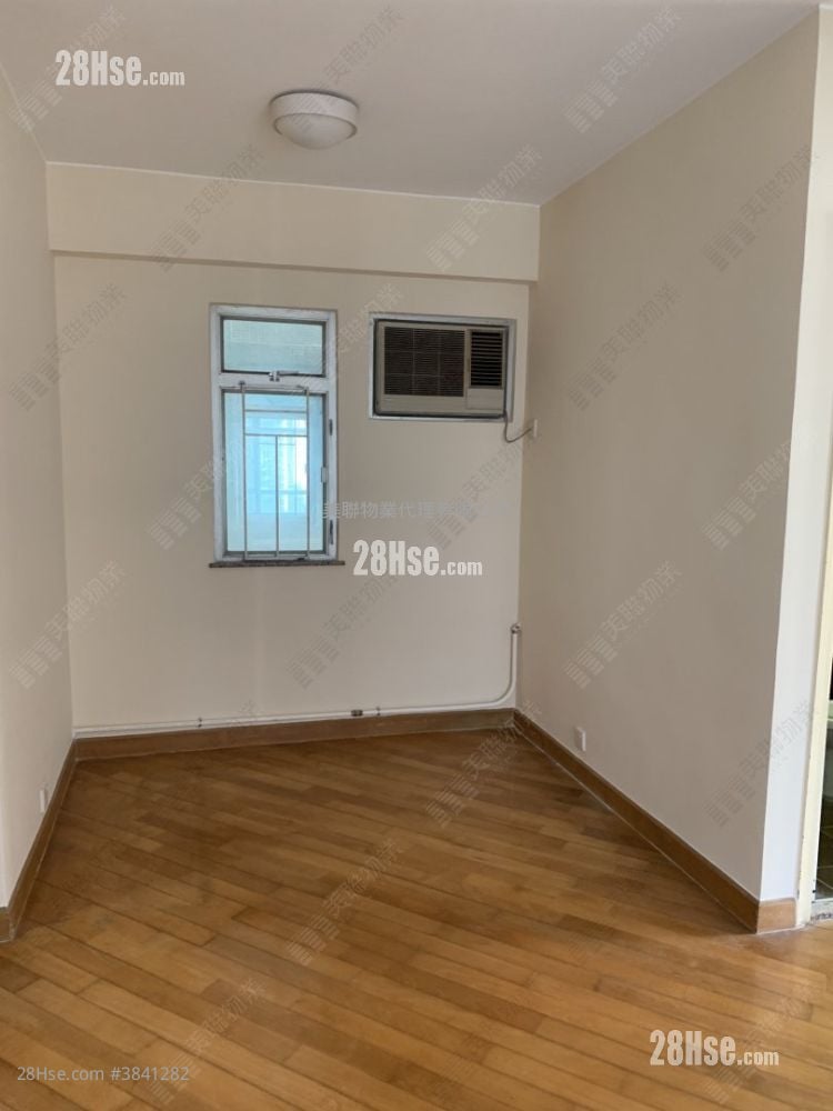 Flora Plaza Sell 2 Bedrooms 413 ft²