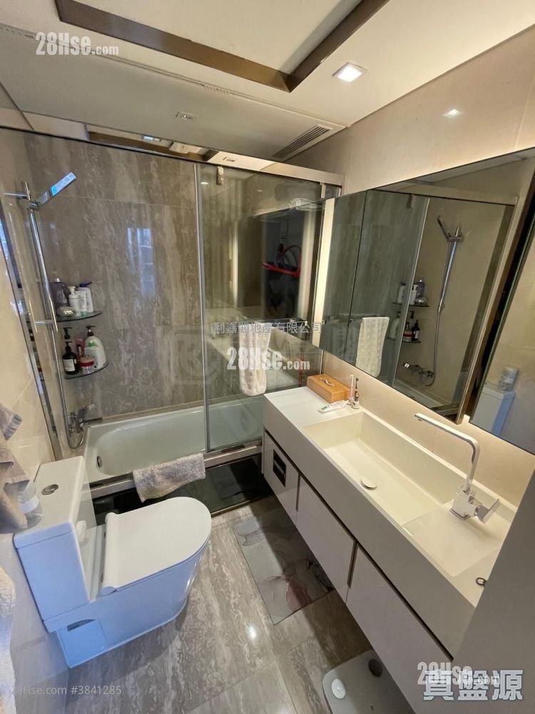 One Kai Tak(I) Sell 2 Bedrooms 525 ft²
