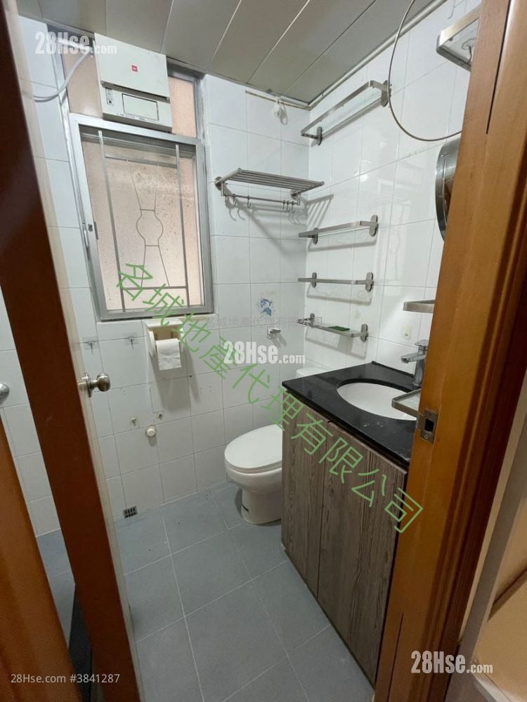 Carado Garden Sell 2 Bedrooms , 1 Bathroom 482 ft²