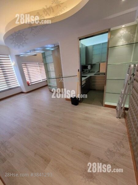 The Metropolis Residence Sell 1 Bedroom 473 ft²
