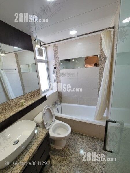 The Metropolis Residence Sell 1 Bedroom 473 ft²