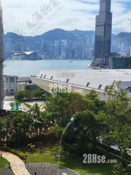 The Metropolis Residence Sell 1 Bedroom 473 ft²