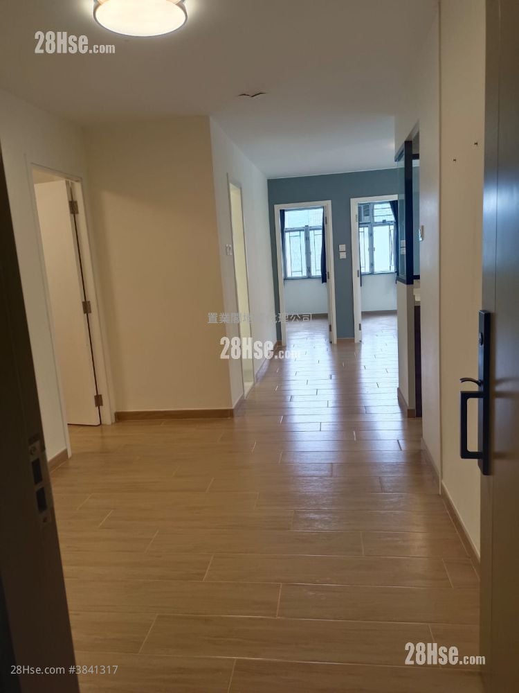 Mei Foo Sun Chuen Rental 3 Bedrooms , 2 Bathrooms 656 ft²