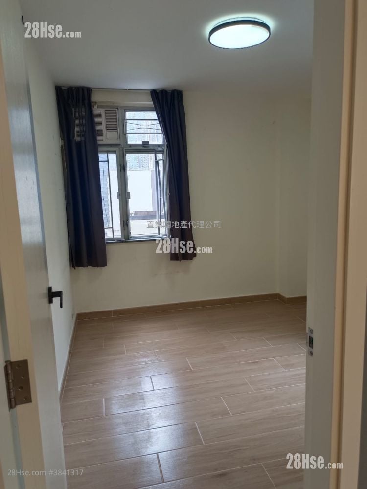 Mei Foo Sun Chuen Rental 3 Bedrooms , 2 Bathrooms 656 ft²