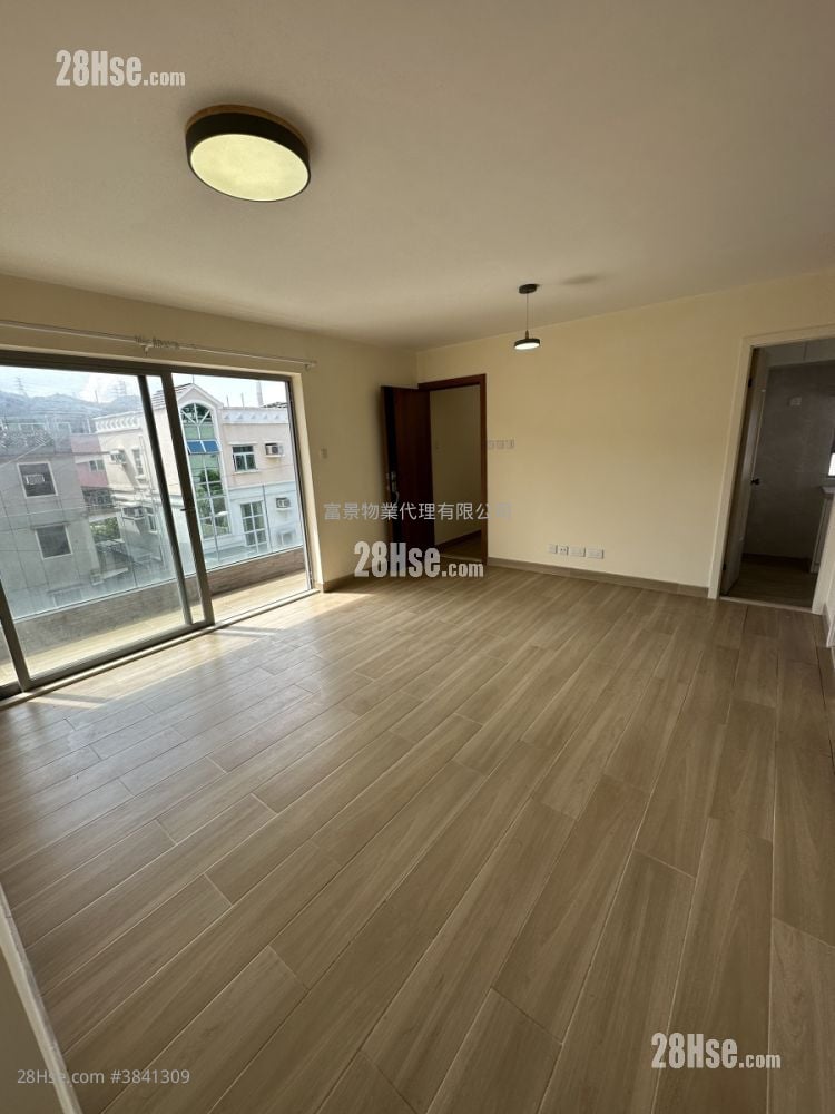 Lung Kwu Tan Rental 3 Bedrooms , 2 Bathrooms 653 ft²