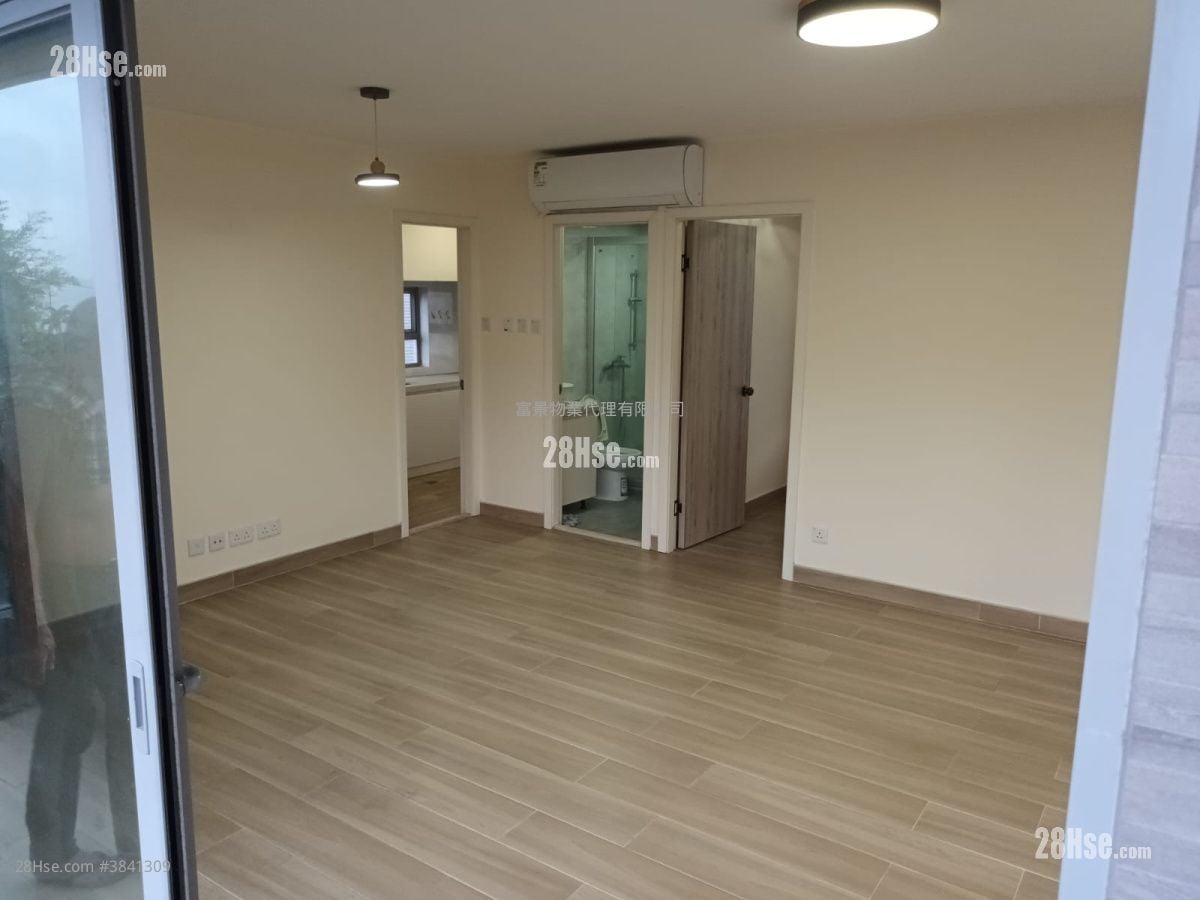 Lung Kwu Tan Rental 3 Bedrooms , 2 Bathrooms 653 ft²
