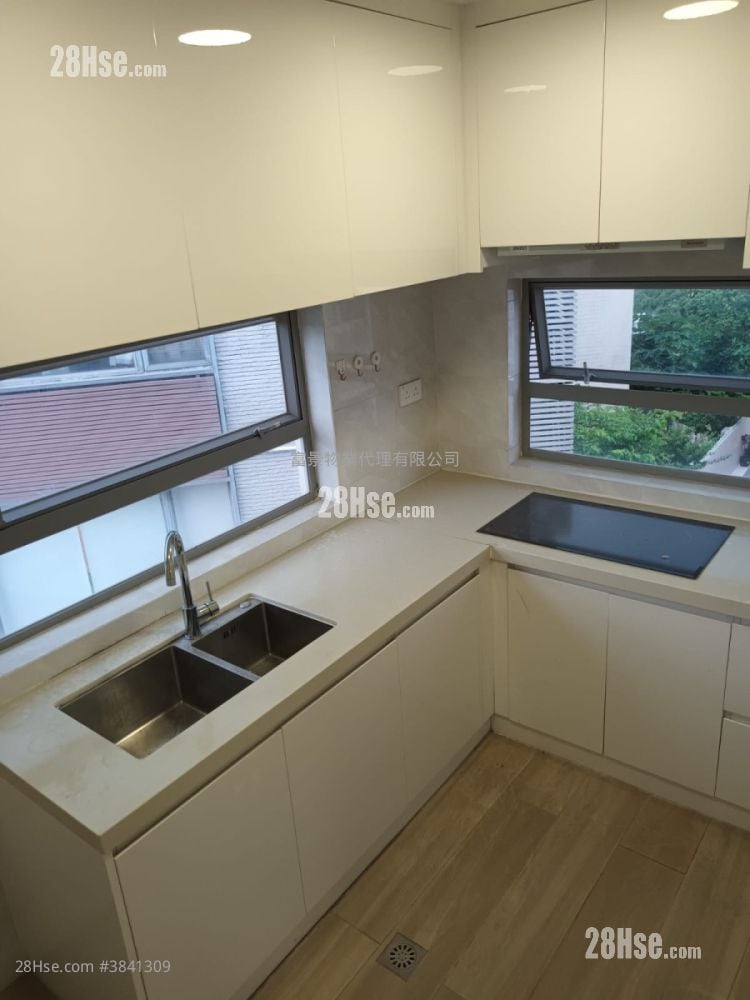 Lung Kwu Tan Rental 3 Bedrooms , 2 Bathrooms 653 ft²