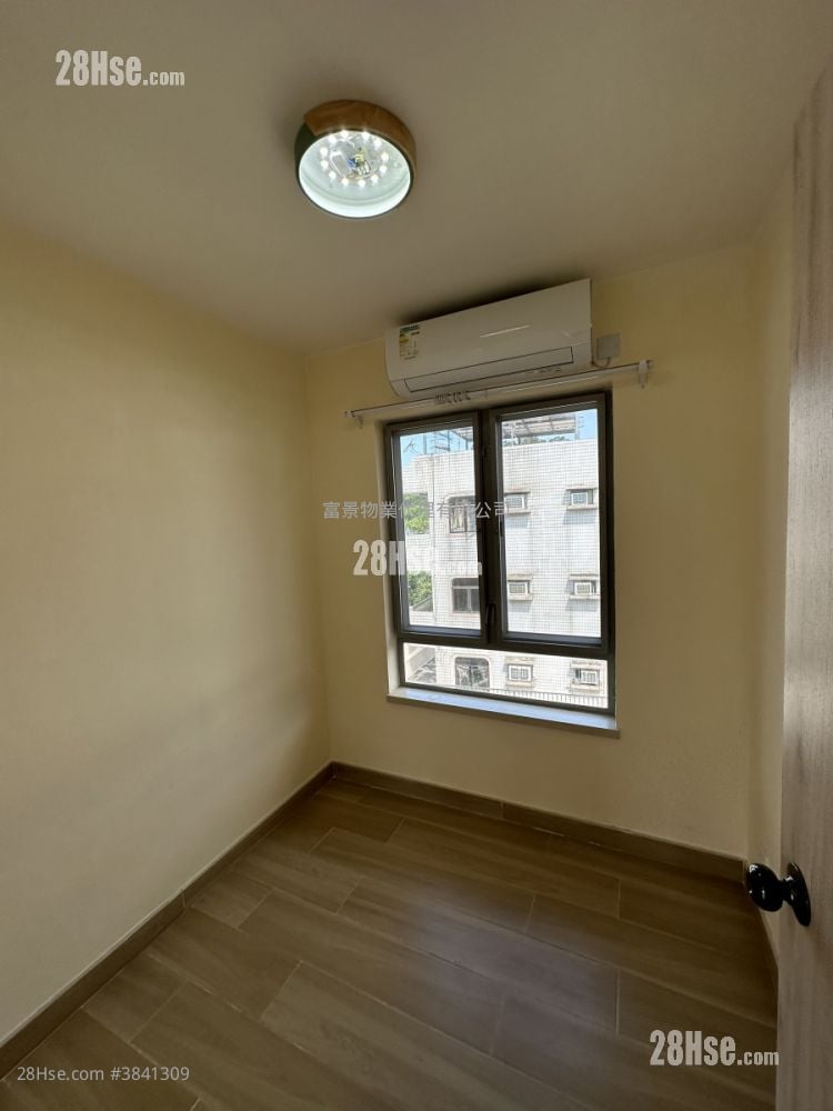 Lung Kwu Tan Rental 3 Bedrooms , 2 Bathrooms 653 ft²