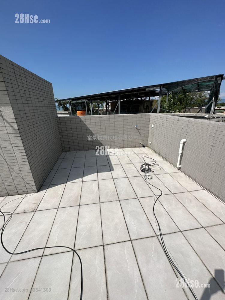 Lung Kwu Tan Rental 3 Bedrooms , 2 Bathrooms 653 ft²