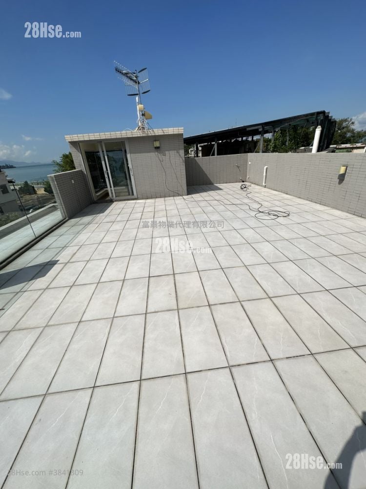 Lung Kwu Tan Rental 3 Bedrooms , 2 Bathrooms 653 ft²