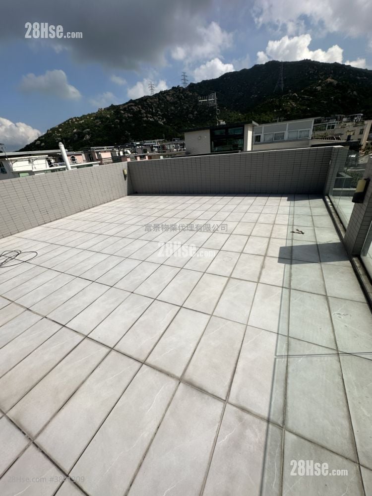 Lung Kwu Tan Rental 3 Bedrooms , 2 Bathrooms 653 ft²