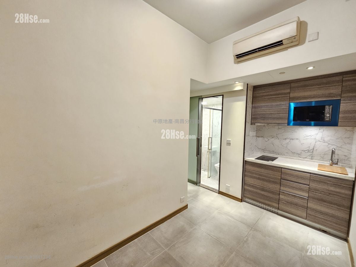 Ava61 Rental Studio , 1 Bathroom 161 ft²