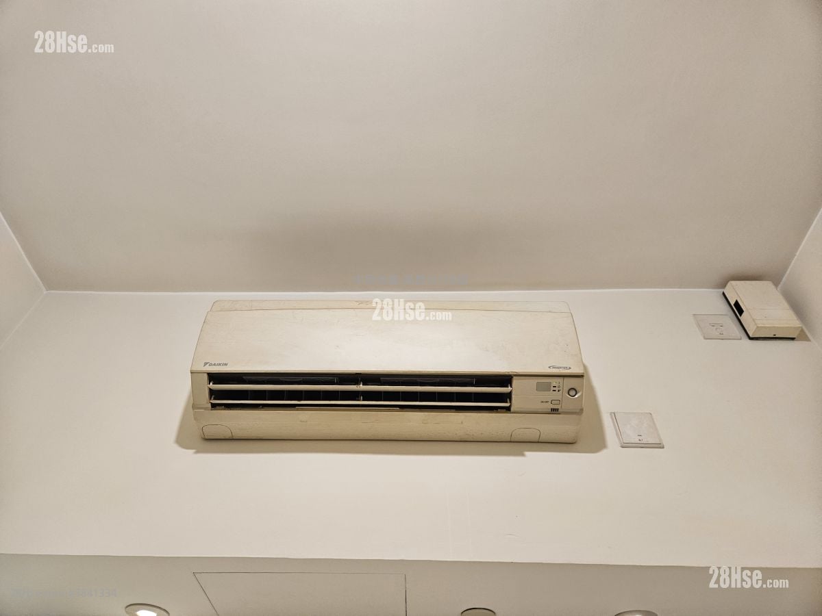 Ava61 Rental Studio , 1 Bathroom 161 ft²