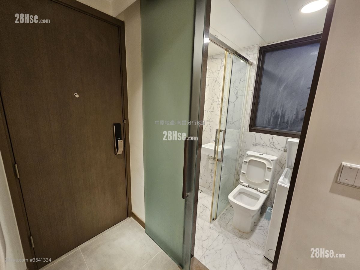 Ava61 Rental Studio , 1 Bathroom 161 ft²