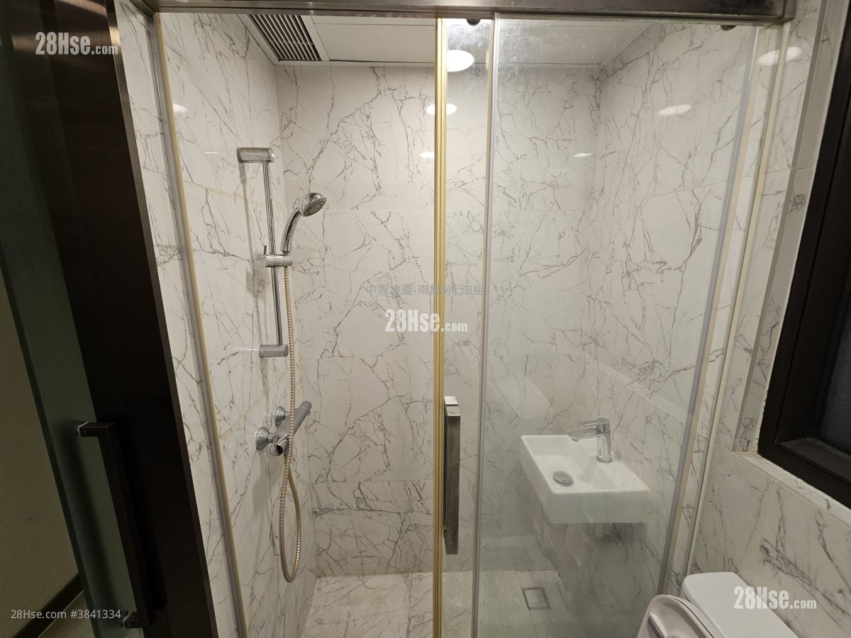 Ava61 Rental Studio , 1 Bathroom 161 ft²