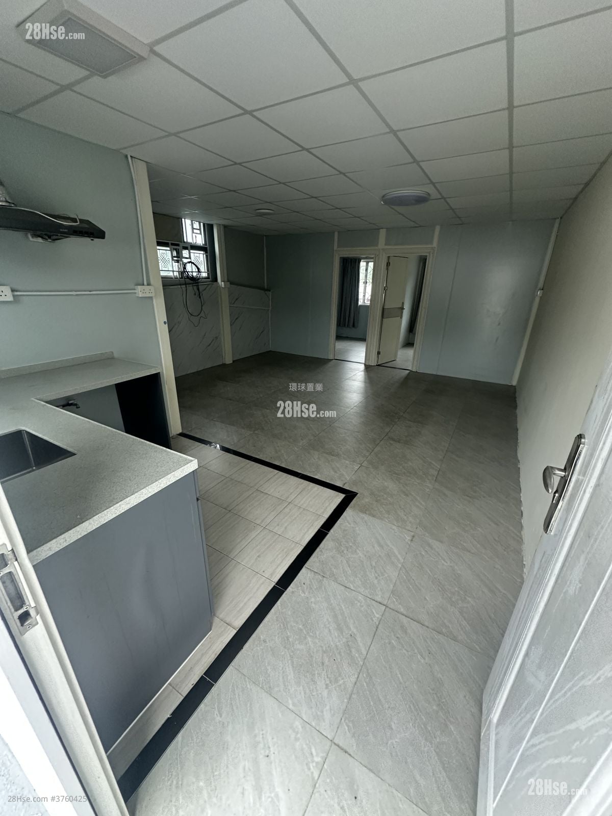 Lau Sheung Heung Rental 2 Bedrooms , 1 Bathroom 420 ft²