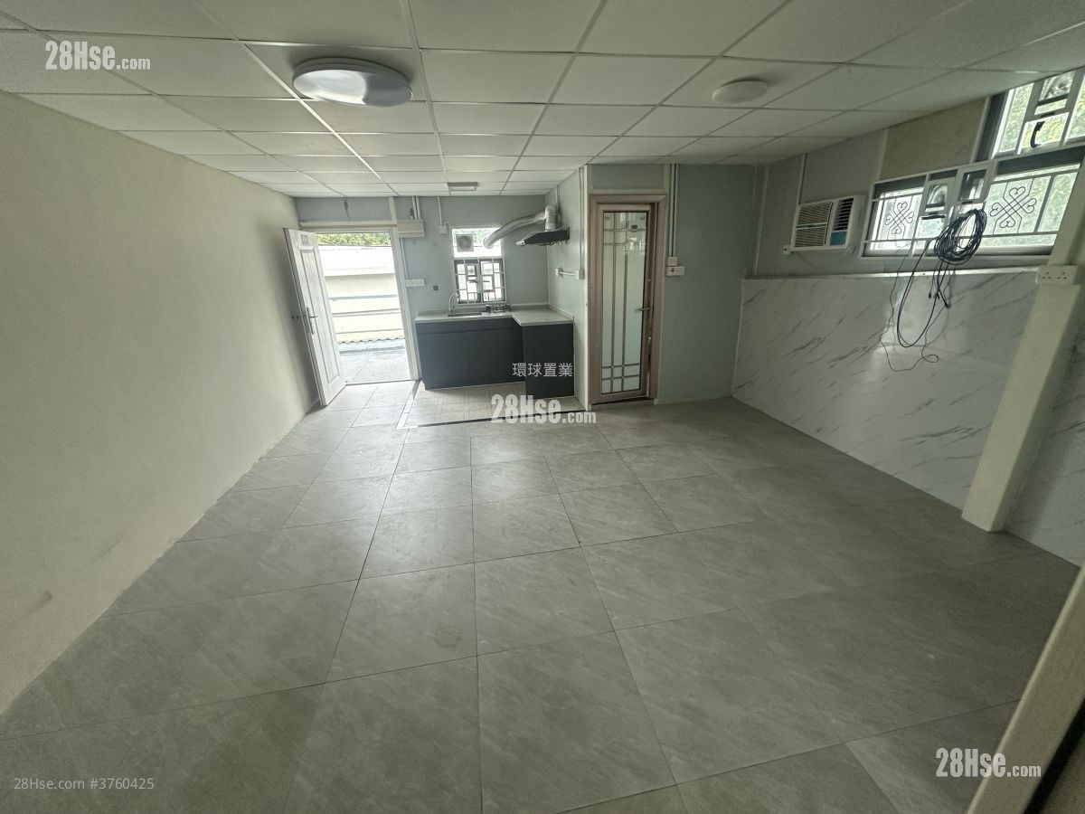 Lau Sheung Heung Rental 2 Bedrooms , 1 Bathroom 420 ft²
