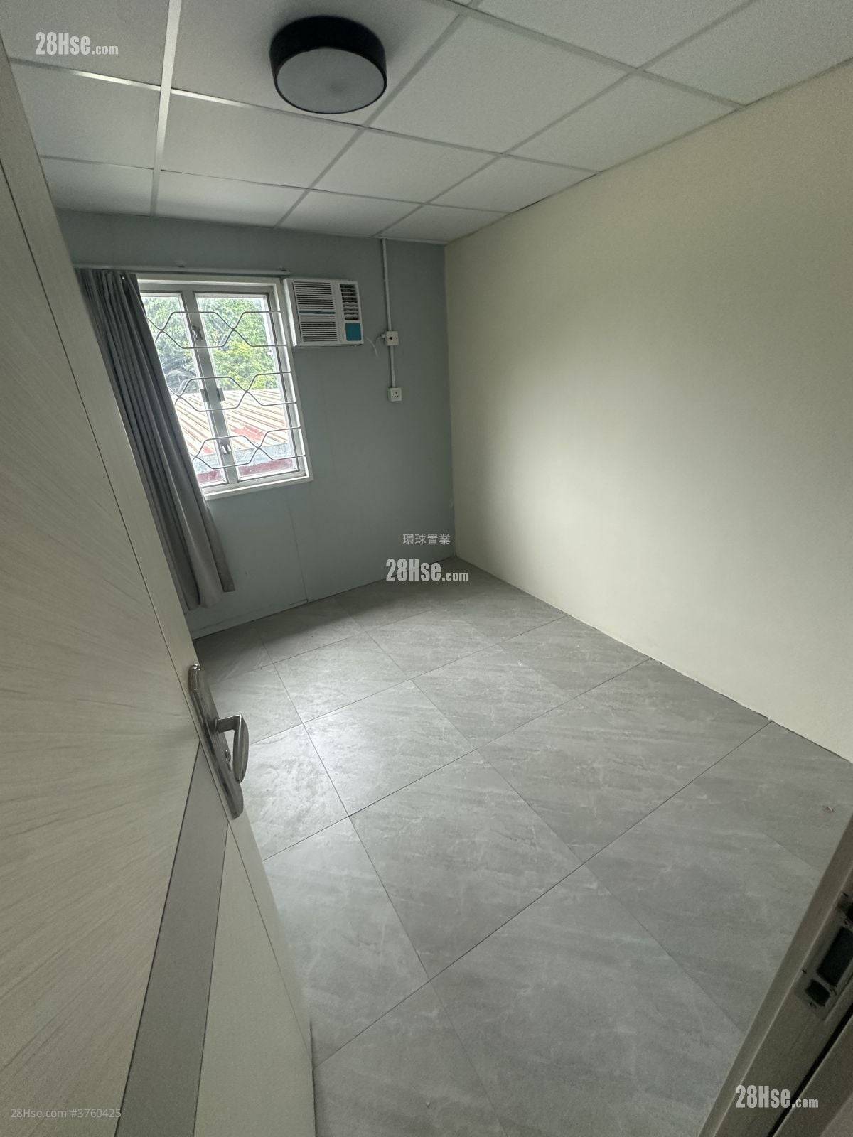 Lau Sheung Heung Rental 2 Bedrooms , 1 Bathroom 420 ft²