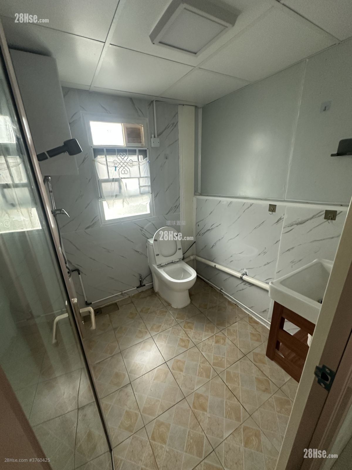 Lau Sheung Heung Rental 2 Bedrooms , 1 Bathroom 420 ft²