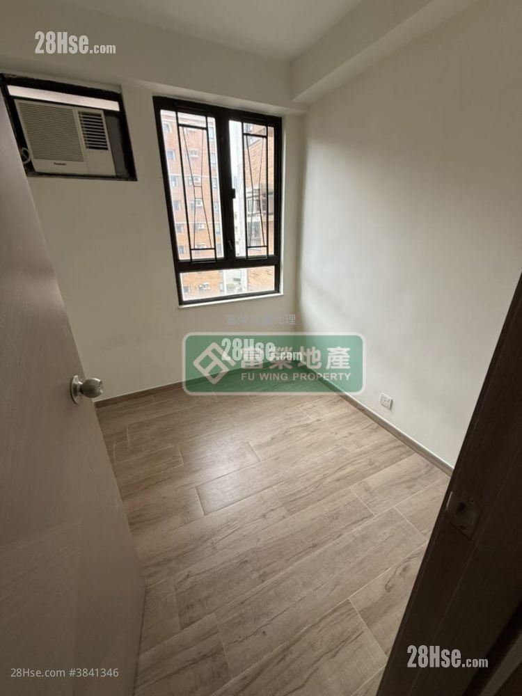 Parc Oasis Rental 3 Bedrooms , 2 Bathrooms 559 ft²