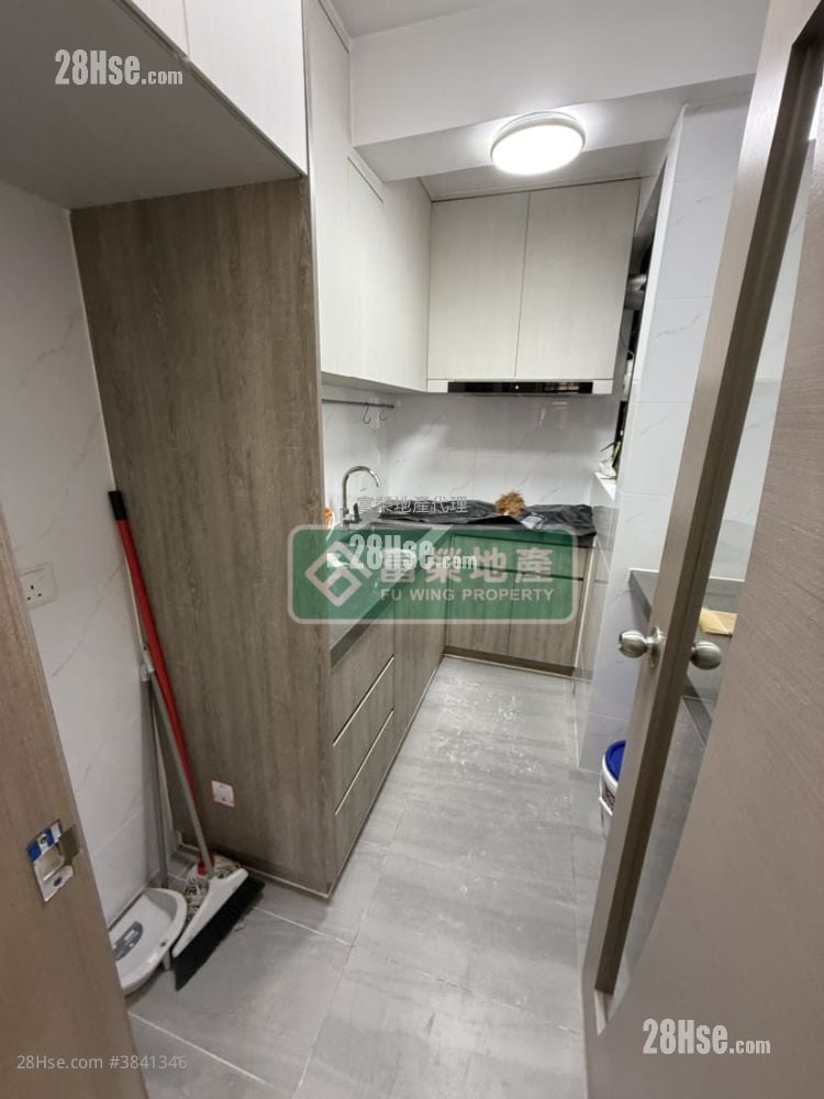 Parc Oasis Rental 3 Bedrooms , 2 Bathrooms 559 ft²