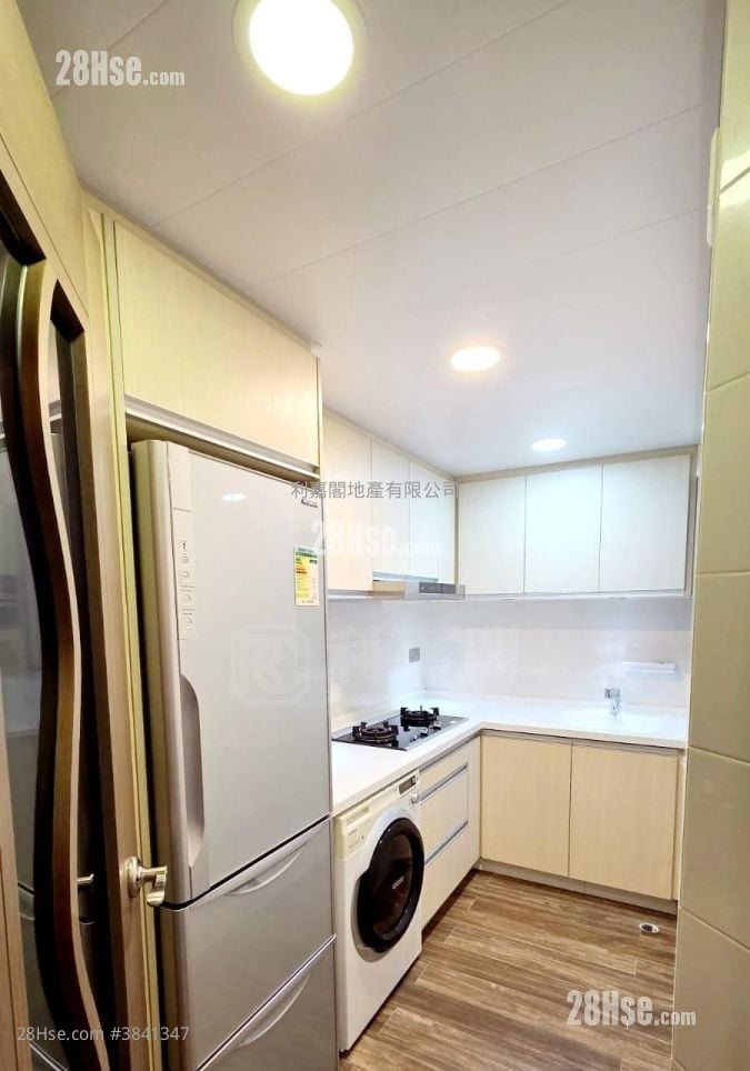 Tseung Kwan O Plaza Sell 2 Bedrooms , 1 Bathroom 451 ft²
