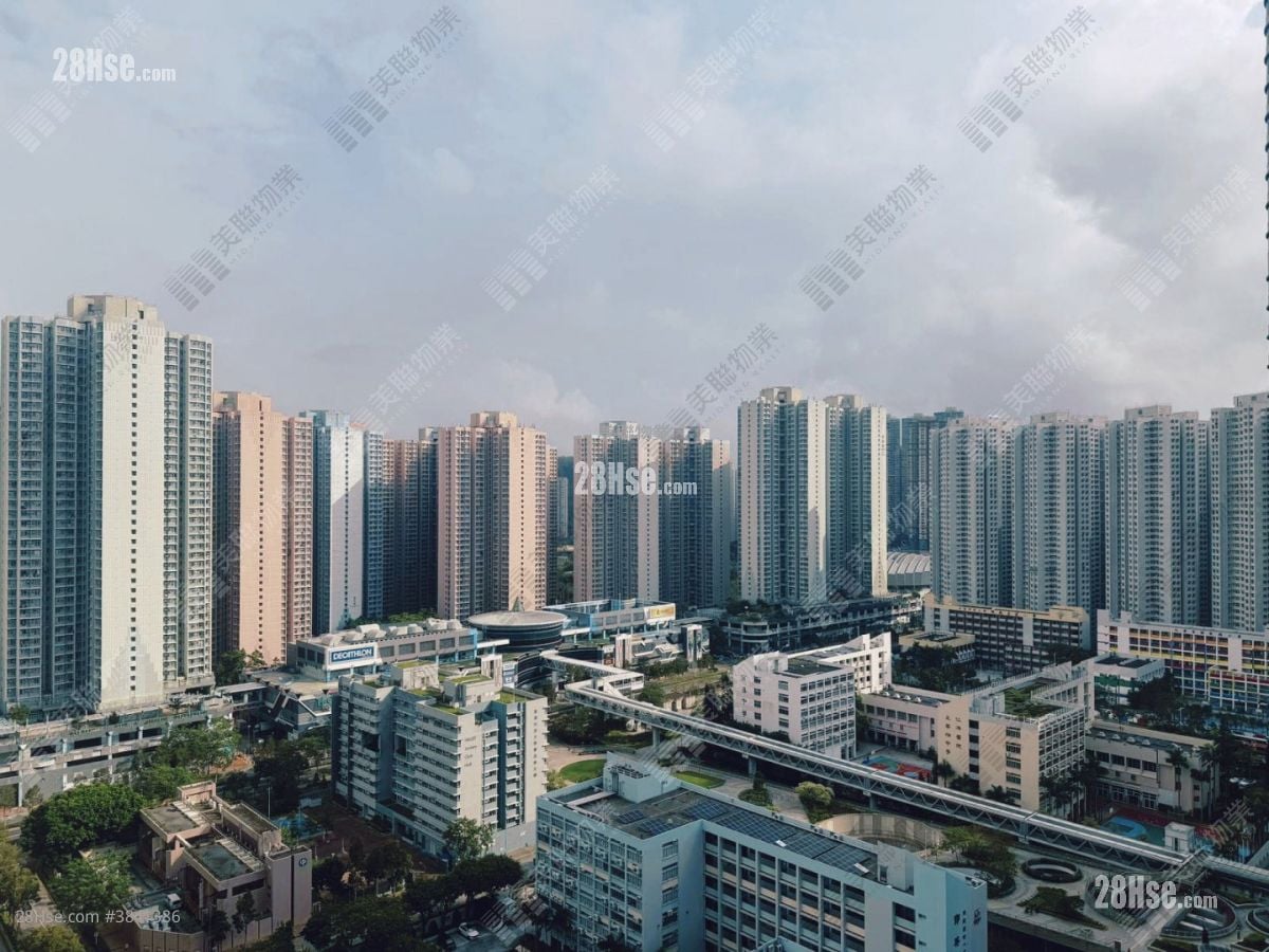 Park Central Sell 2 Bedrooms , 1 Bathroom 467 ft²
