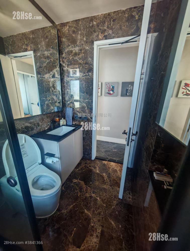 Residence Bel-Air Rental 3 Bedrooms , 3 Bathrooms 1,955 ft²
