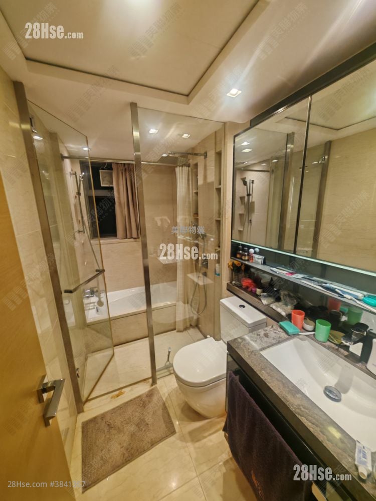 bathroom: Residence 88 Sell 3 Bedrooms , 2 Bathrooms 931 ft²