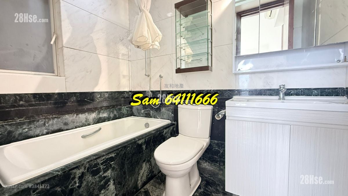 One Beacon Hill Rental 3 Bedrooms , 2 Bathrooms 1,168 ft²