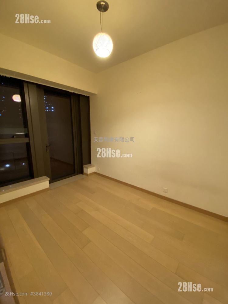 Mantin Heights Sell 1 Bedroom , 1 Bathroom 403 ft²