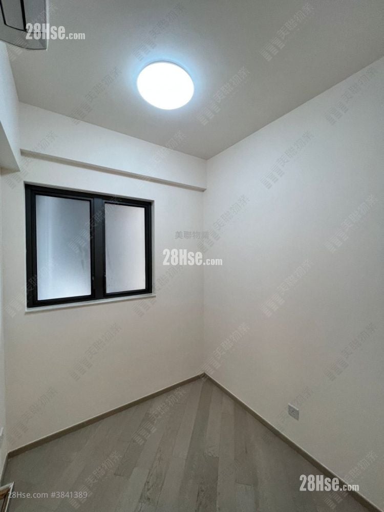 The Wings Sell 3 Bedrooms 964 ft²