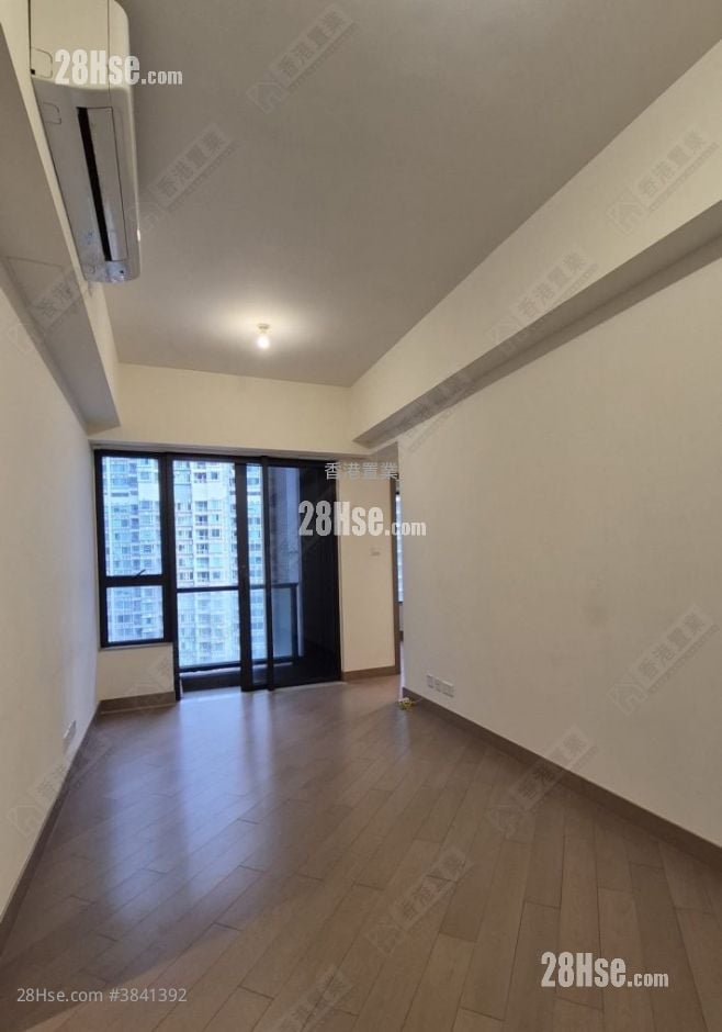 Wings At Sea Rental 2 Bedrooms , 1 Bathroom 496 ft²