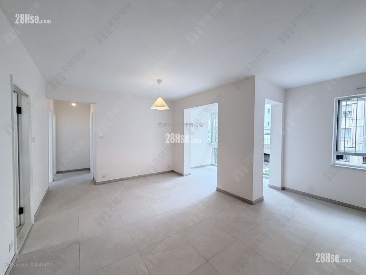 Bonavista Building Sell 3 Bedrooms 1,173 ft²