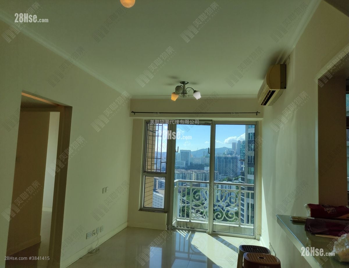 Banyan Garden Sell 2 Bedrooms , 1 Bathroom 477 ft²