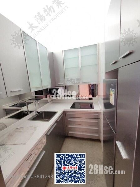 The Metropolis Residence Sell 1 Bedroom 473 ft²