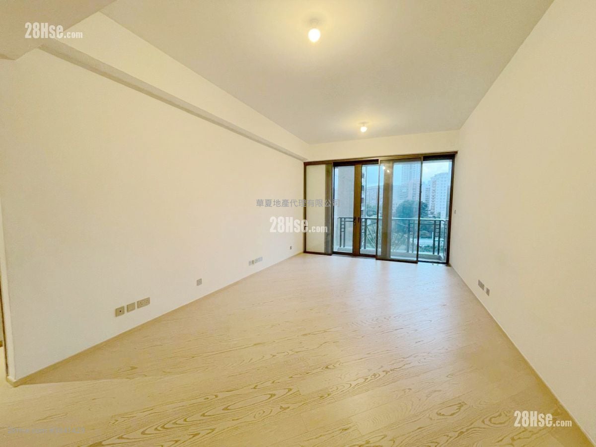 Grand Homm Rental 3 Bedrooms , 4 Bathrooms 1,425 ft²