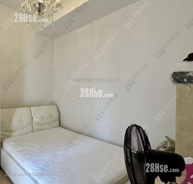 Valais Sell 4 Bedrooms 2,454 ft²