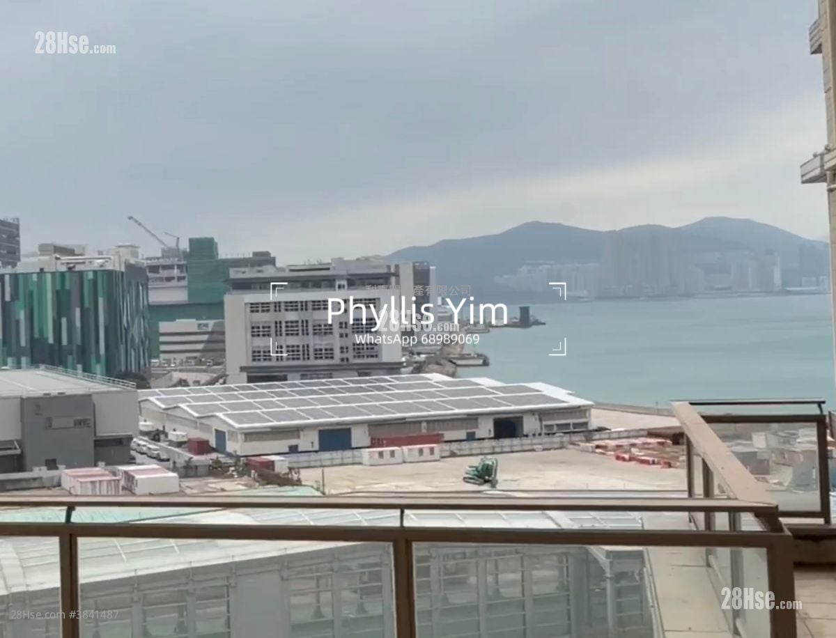 Le Prestige Sell 3 Bedrooms , 3 Bathrooms 822 ft²