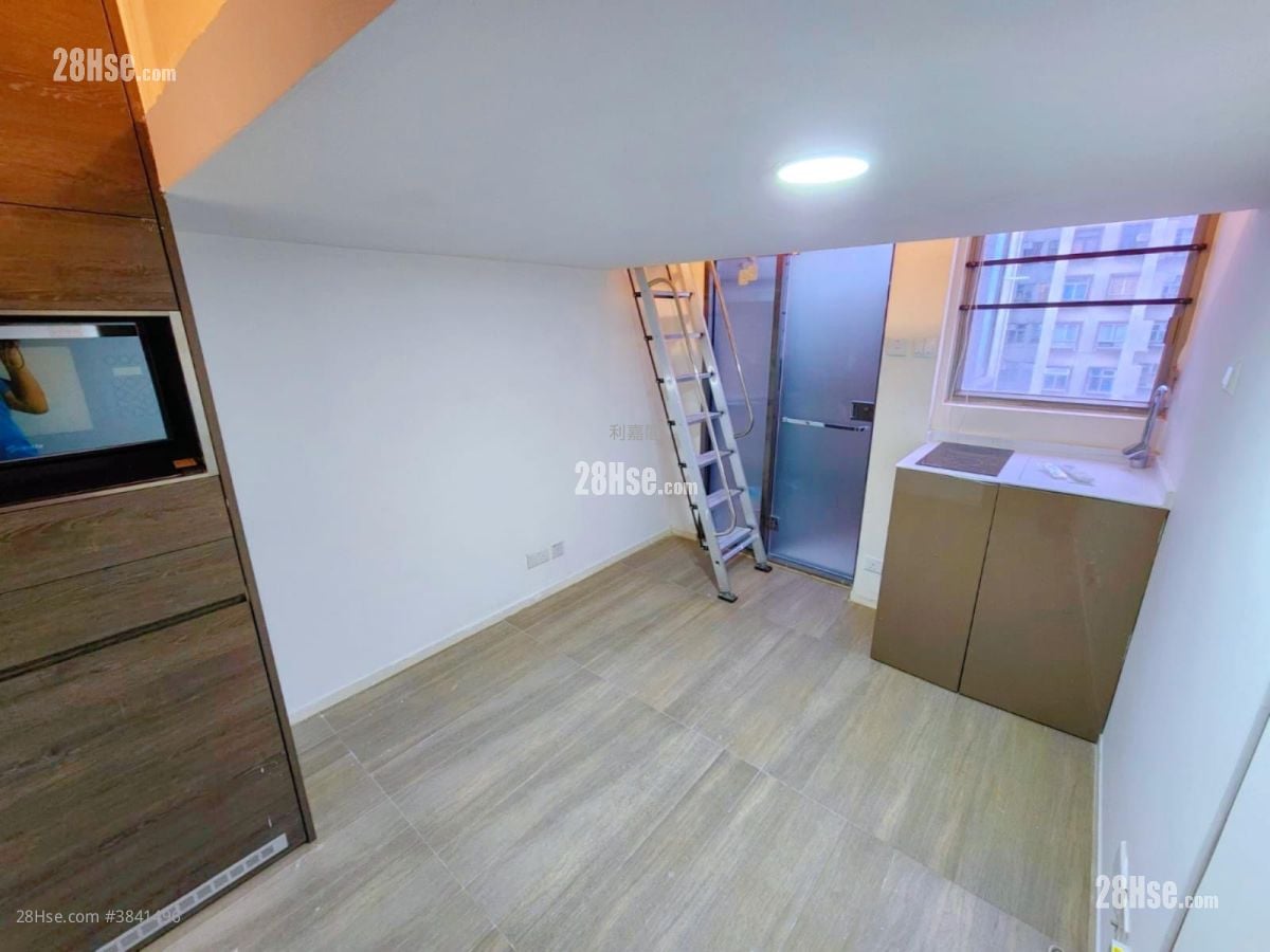 T Plus Rental 1 Bathroom 141 ft²